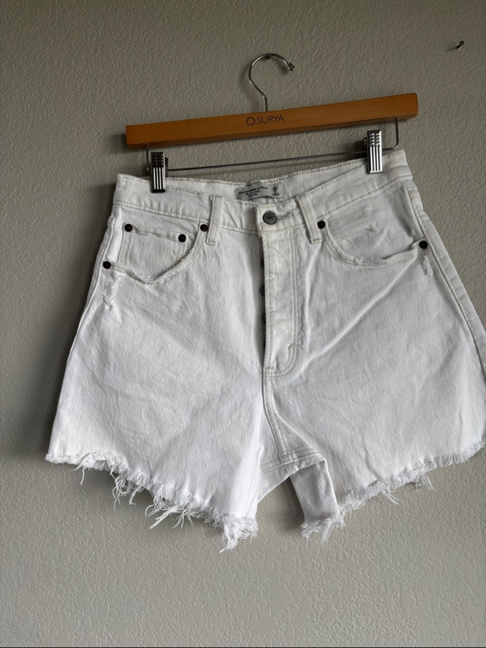 White High-Waist Frayed Denim Shorts